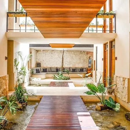 Modern Studio